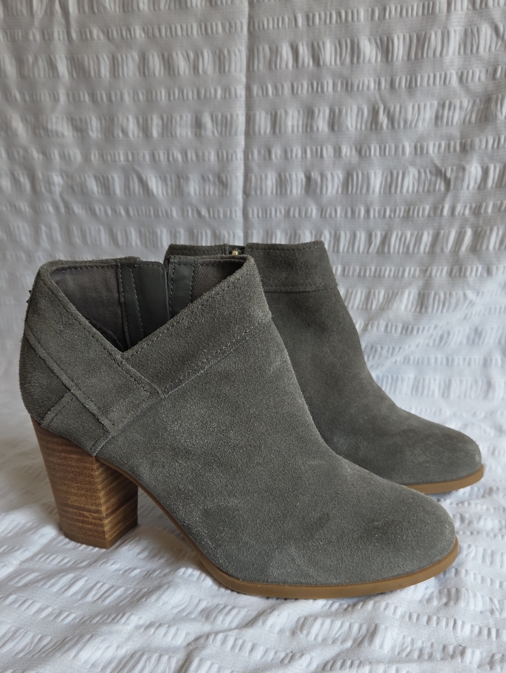 Koolaburra by UGG Amalea Ankle Booties